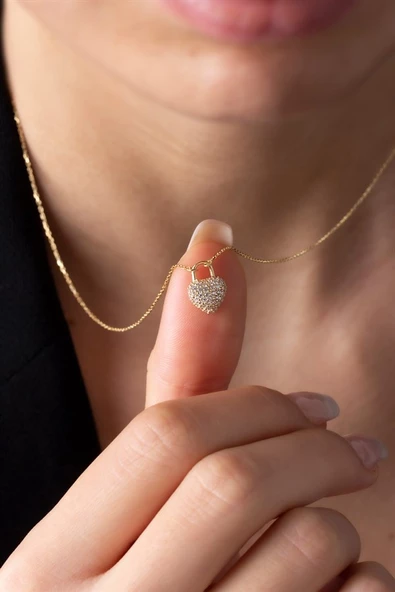 Gümüş Taşlı Minimal Kalp Kolye ürün görseli 1