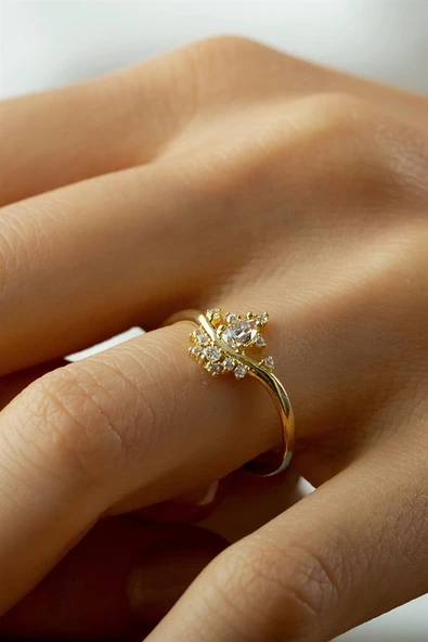 Altın Damla Taşlı Tasarım Yüzük ürün görseli 1