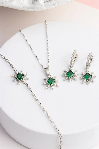 Gümüş Prenses Zümrüt Taşlı Kolye Küpe Bileklik Set - 1