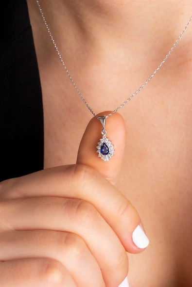 Gümüş Damla Safir Taşlı Kolye
