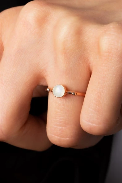 Gümüş Ay Taşlı Yüzük ürün görseli 1