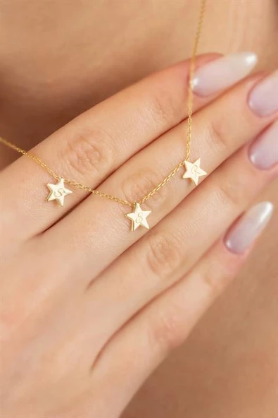 Gümüş Yıldızlı Harf Kolye ürün görseli 1