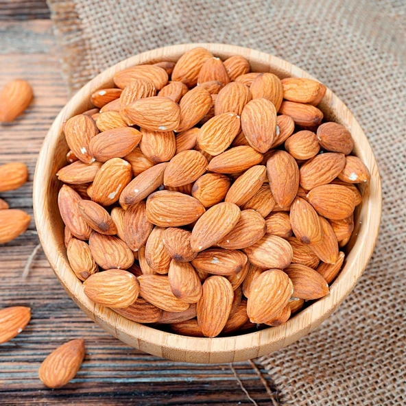 Astronut Badem içi Çiğ 500 Gr - Resim 2