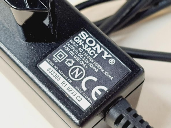 Sony QN-3AC1 Seyahat Şarj Cihazı 5V 500mAh - 3