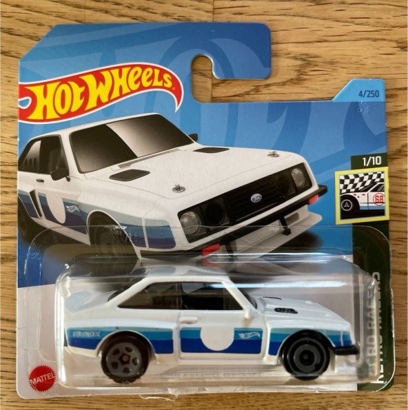 Hot Wheels - Ford Escort RS2000 Yarış Arabaları-HKG25