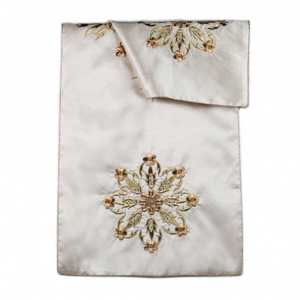 Seraser Kumaş Üzerine Maraş işi Dikdörtgen Örtü - 2