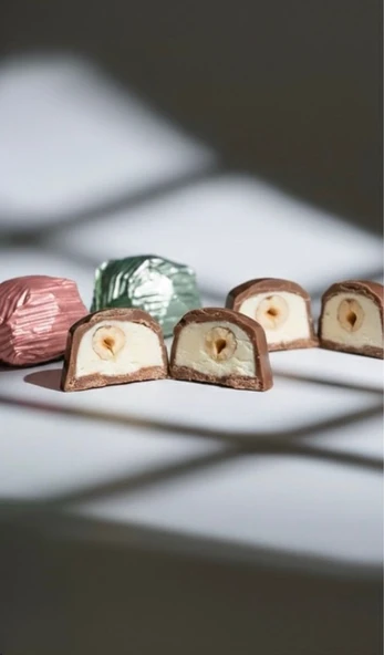 FINDIK DOLGULU SARGILI ÇİKOLATA (500 gr) - 3