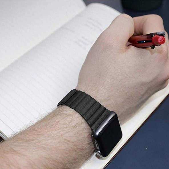 Apple Watch 44mm KRD-09 Mıknatıslı Deri Kordon - 11