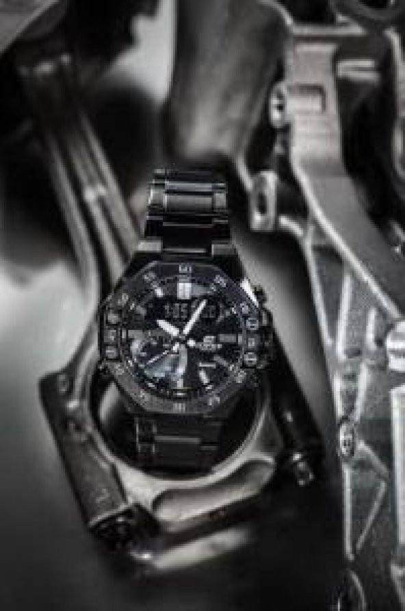 Casio ECB-10DC-1ADF Erkek Kol Saati - 3