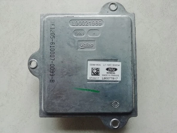 Ford Fusion 2017-18  Xenon Far Beyni Orj,L90077817 ürün görseli