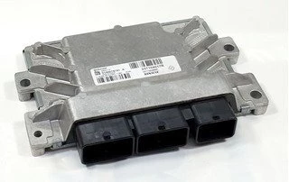 Renault Clio 3  Motor Beyni Orjinal,237104517R