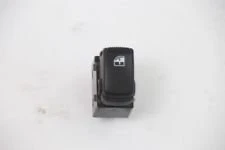 Kia Sportage 03-07 Arka Kapı Cam Acma Dugm.Sol Mobis ürün görseli