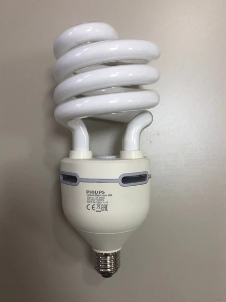 PHILIPS TORNADO E 27  45W=198W=3080 LÜMEN  6500K BEYAZ TASRRUFLU LAMBA  244x102mm ürün görseli 1