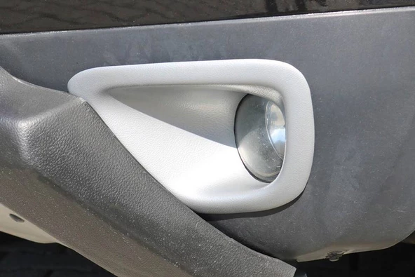 Dacia Duster 1 Sis Farı Çerçevesi Plastik 2010-2017 Arası - 2