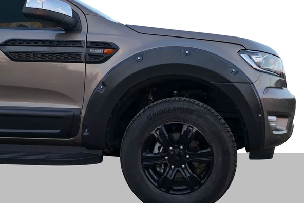 OMSA Ford Ranger XLT Çamurluk Dodikleri Vidalı 6 Parça 2015-2022 Arası ürün görseli