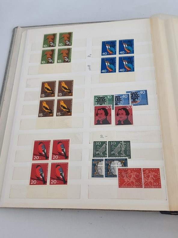 Almanya Pul Koleksiyonu Albümü Damgasız 770 Adet - Yabancı Pul 040 - Resim 5
