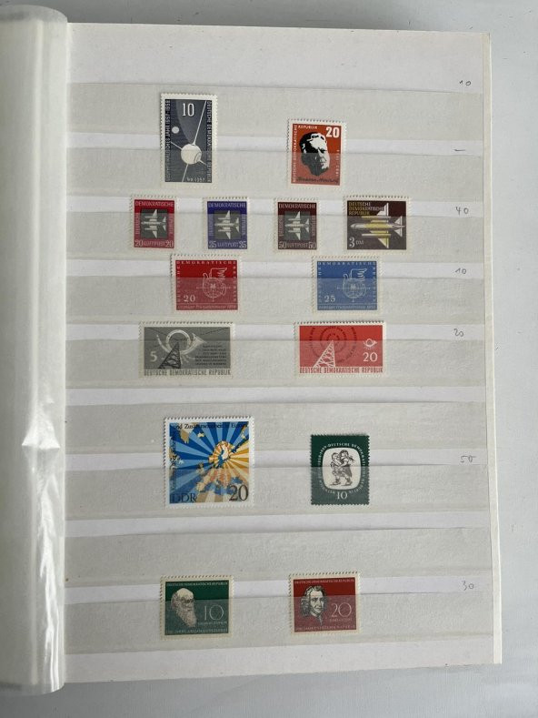 Almanya DDR Pul Koleksiyonu Albümü 1000 Adet - Yabancı Pul 052 - Resim 8