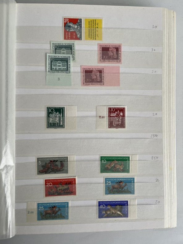Almanya DDR Pul Koleksiyonu Albümü 1000 Adet - Yabancı Pul 052 - Resim 9