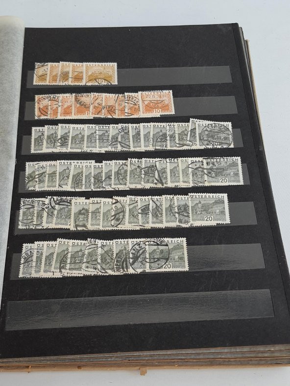 Avusturya  Pul Koleksiyonu Albümü 540 Adet - Yabancı Pul 046 - Resim 3