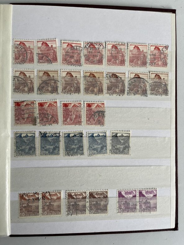 Helvetia İsviçre Pul Koleksiyonu Albümü 300 Adet - Yabancı Pul 064 - 12