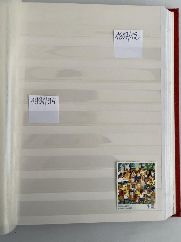 Almanya DDR Pul Koleksiyonu Albümü 620 Adet - Yabancı Pul 016 - 11