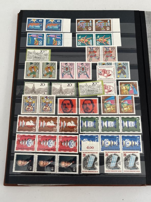 Almanya Pul Koleksiyonu Albümü Damgasız 530 Adet - Yabancı Pul 034 - Resim 12