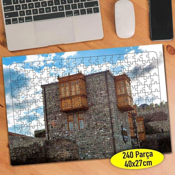 Gürcistan Rabati Kalesi Manzarası 240 Parça Puzzle Yapboz-99782