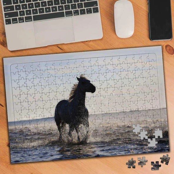 Sahil Kenarında Koşan At 240 Parça Puzzle Yapboz-75231