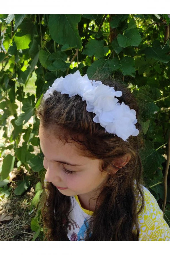 Beyaz Çiçekli Taç - 1