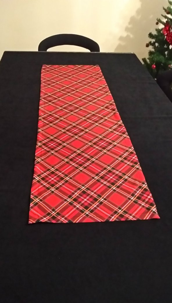 Ayşemce yılbaşı kırmızı ekose desenli runner noel