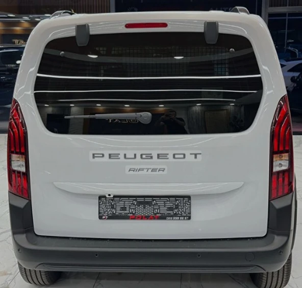 DK Tuning Peugeot Rifter Bagaj 2025+ Koyu Gri Logo Amblem Arma - Resim 3