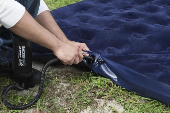 Bestway Üç Kişilik Şişme Yatak 203x183x22cm 67004 - 5