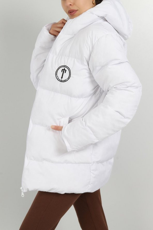 Trapstar Sırt ve Ön Nakış İşlemeli Paraşüt Polyester İç Elyaf Oversize Mont - 3