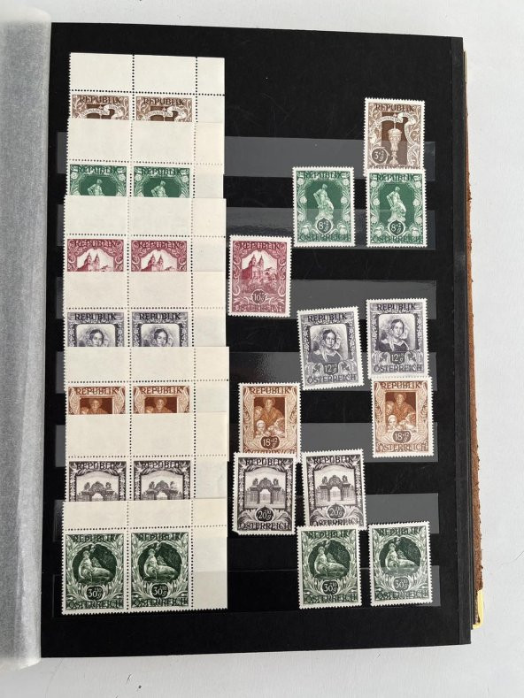 Almanya Avusturya Pul Koleksiyonu Albümü 840 Adet - Yabancı Pul 081 - 11