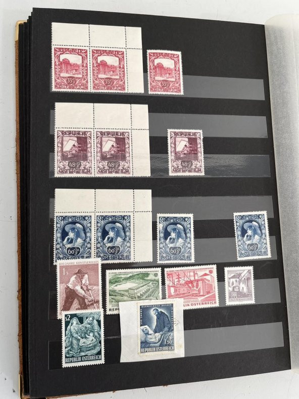 Almanya Avusturya Pul Koleksiyonu Albümü 840 Adet - Yabancı Pul 081 - 12