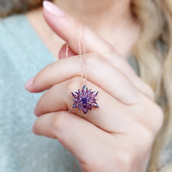 Vaoov 925 Ayar Gümüş Mor Taşlı Lotus Kolye ürün görseli