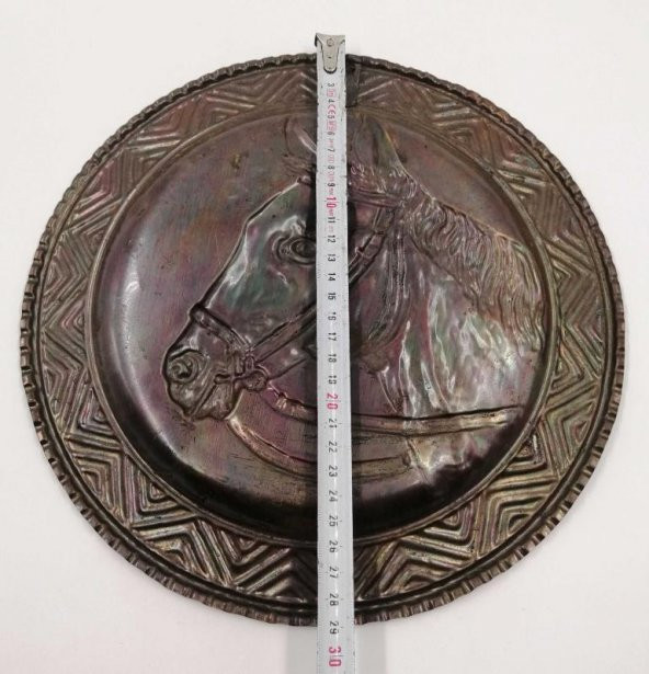 AVRUPA AT FİGÜRLÜ BAKIR DUVAR SÜSÜ ÇAP 29CM - 3