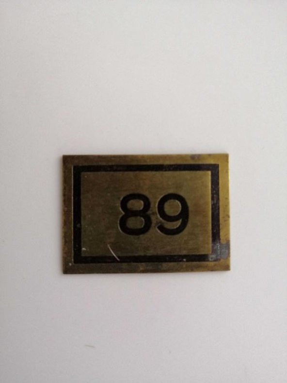 89 Numara - Kapı Numarası  Masa Numarası Otel Odası Numarası Bina Numarası
