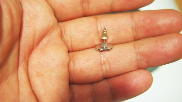 Sanat Taciri- Papatya Şekilnde Tekli Küpe - 2