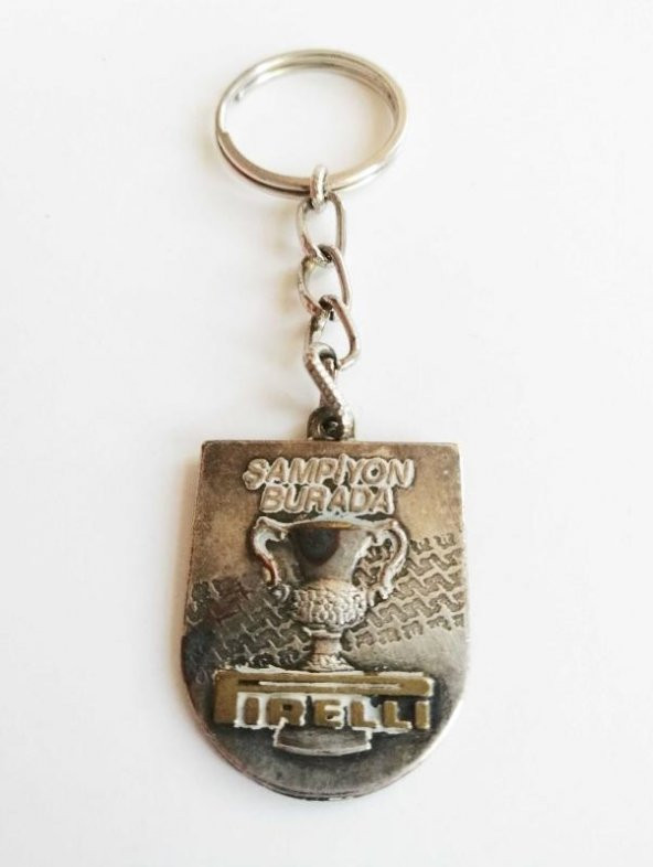 Eskilerden Pirelli Logolu Anahtarlık Metal Anahtarlık ürün görseli 1