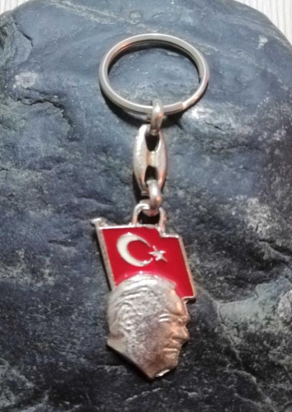 ATATÜRK ANAHTARLIK ATATÜRK VE BAYRAK TEMALI METAL ANAHTARLIK ürün görseli