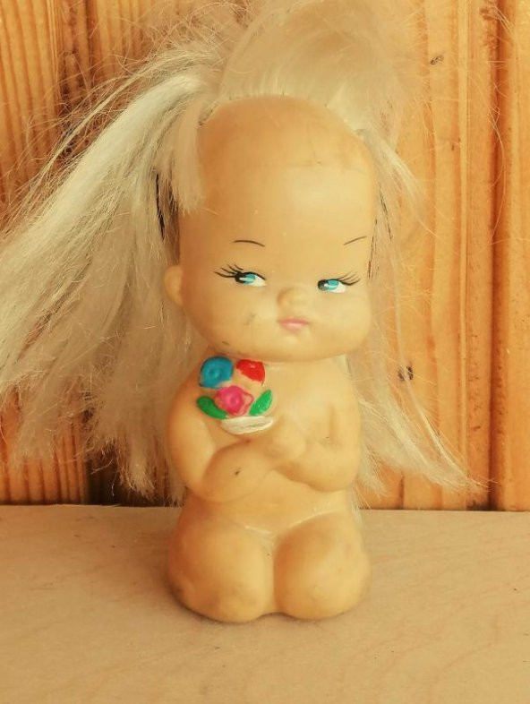 VİNTAGE ORJİNAL PLASTİK FİGÜR ETLİ PLASTİK BEBEK ürün görseli