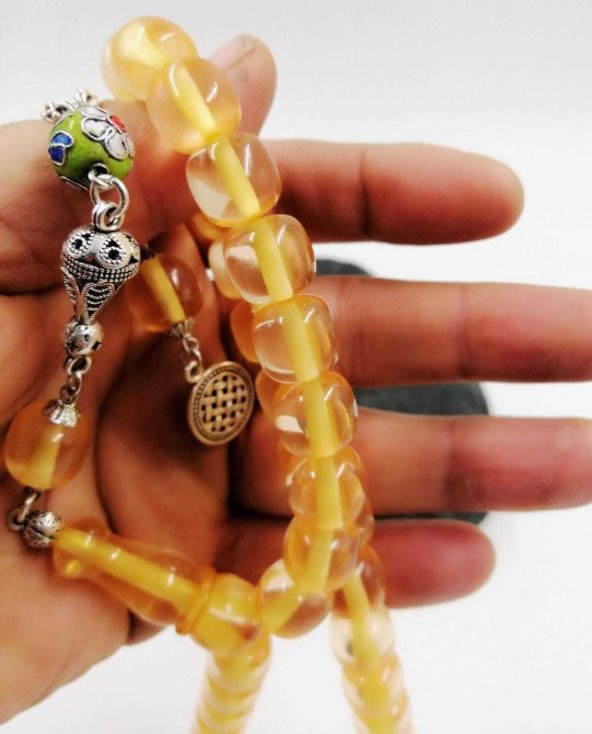 SIKMA KEHRİBAR TESBİH HEDİYE PAKETİNDE GÖNDERİLECEKTİR N0 57