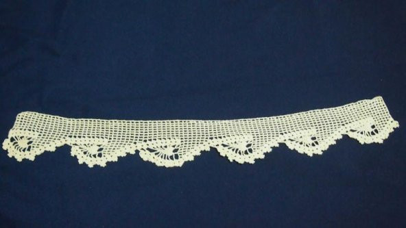 Sanat Taciri- Eskilerde El işi Dantel Havlu Kenarı - Otantik - Çeyizlik- Lot 20