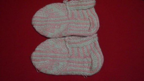 Sanat Taciri- Eskilerde El işi Örme Patik Otantik - Çeyizlik