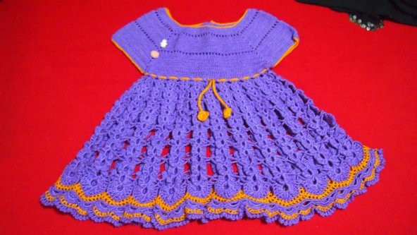 Sanat Taciri- Eskilerde El işi Örme Kız Çocuk Elbisesi Otantik - Çeyizlik