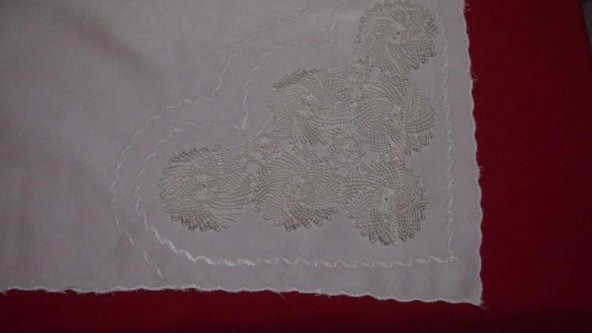 Sanat Taciri- Eskilerde El işi Masa Örtüsü - Bohça Örtüsü- Otantik - Çeyizlik