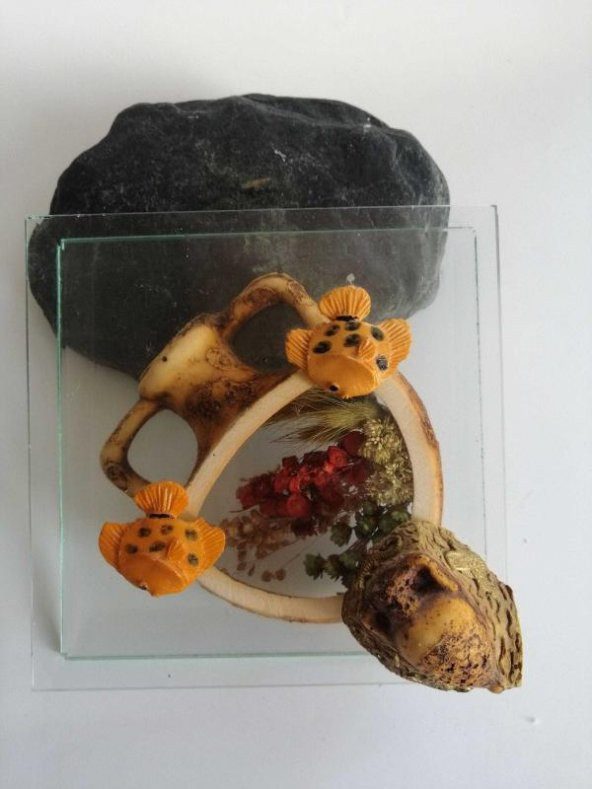 El Yapımı Balık Toprak Testi Temalı Cam Biblo ürün görseli