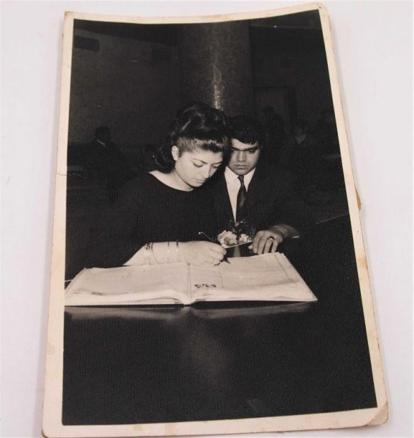 Eskilerden Siyah Beyaz Fotoğraf Nikah Masası İmza - 1