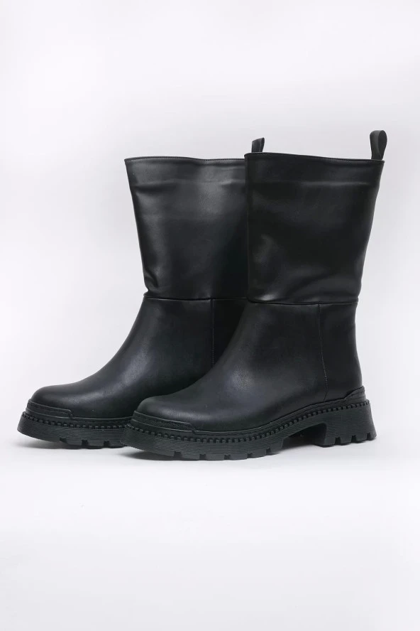 Capri Vegan Deri Termal Kauçuk Siyah Rengi Yarım Bot 45027 ürün görseli 1